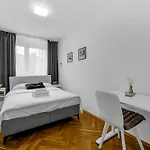 Nerudy Comfy Living By Bookinghost Warschau