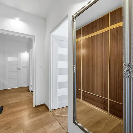 Nerudy Comfy Living By Bookinghost *