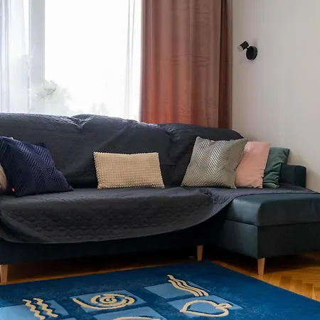 Nerudy Comfy Living By Bookinghost ワルシャワ