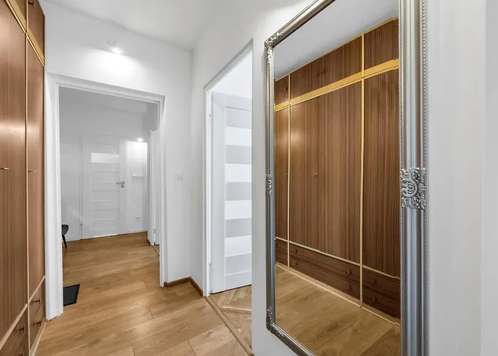 Nerudy Comfy Living By Bookinghost *