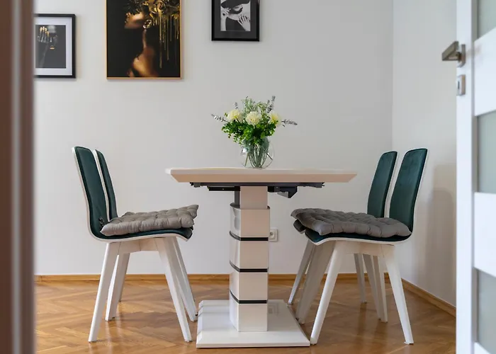 Nerudy Comfy Living By Bookinghost Apartment